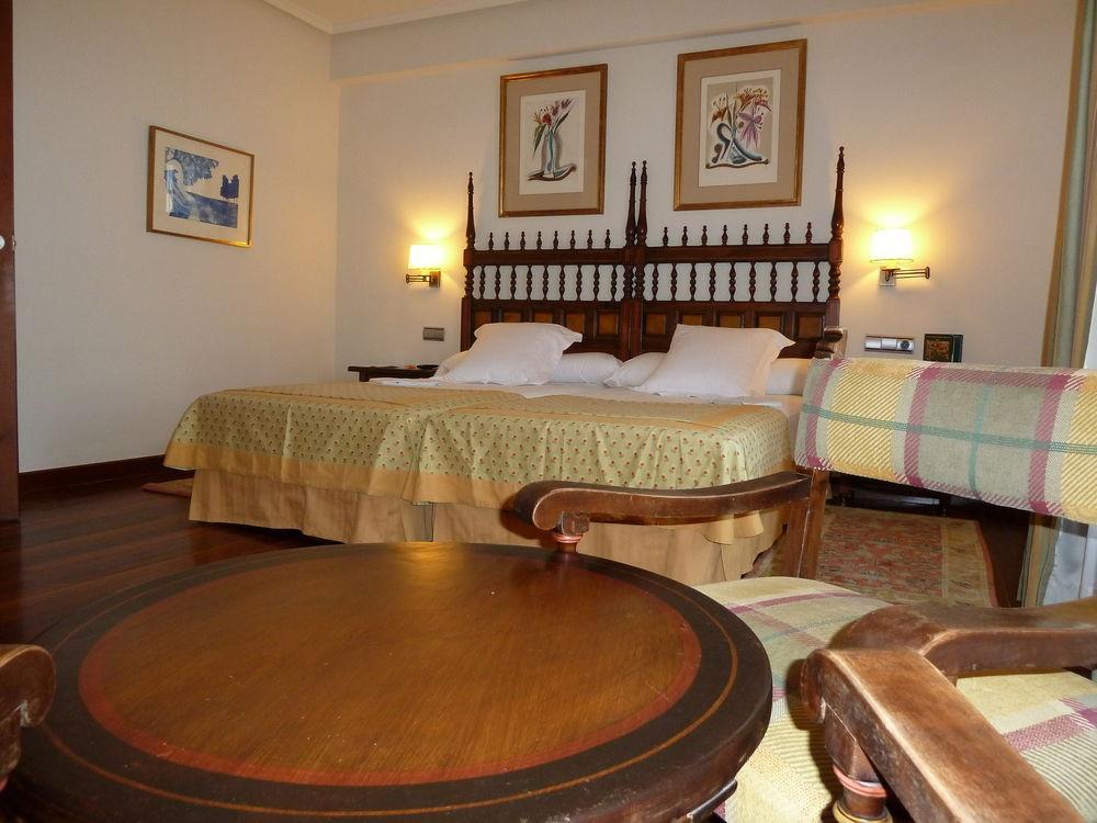 Hotel Ciudad De Calahorra Extérieur photo